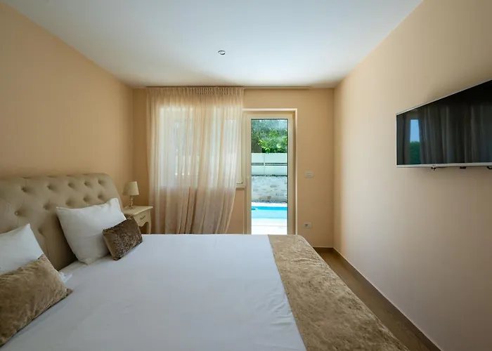 Torresana Villa *